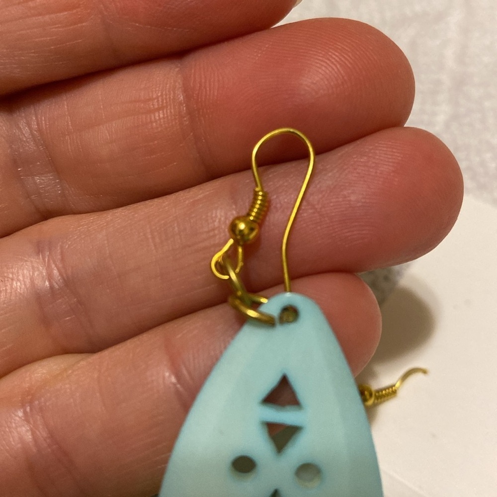 Fairtrade Turquoise Earrings Beachy Boho Gold Tone Hooks - Picture 4 of 7